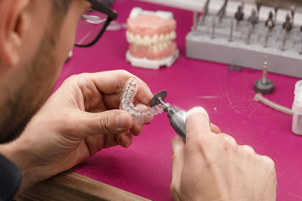 Orthodontic appliances UK including removable, fixed and functional orthodontic devices
